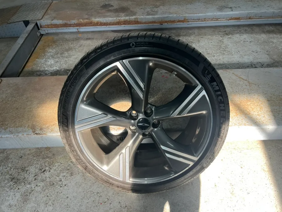 Genesis GV80 Wheel Repair & Painting Review