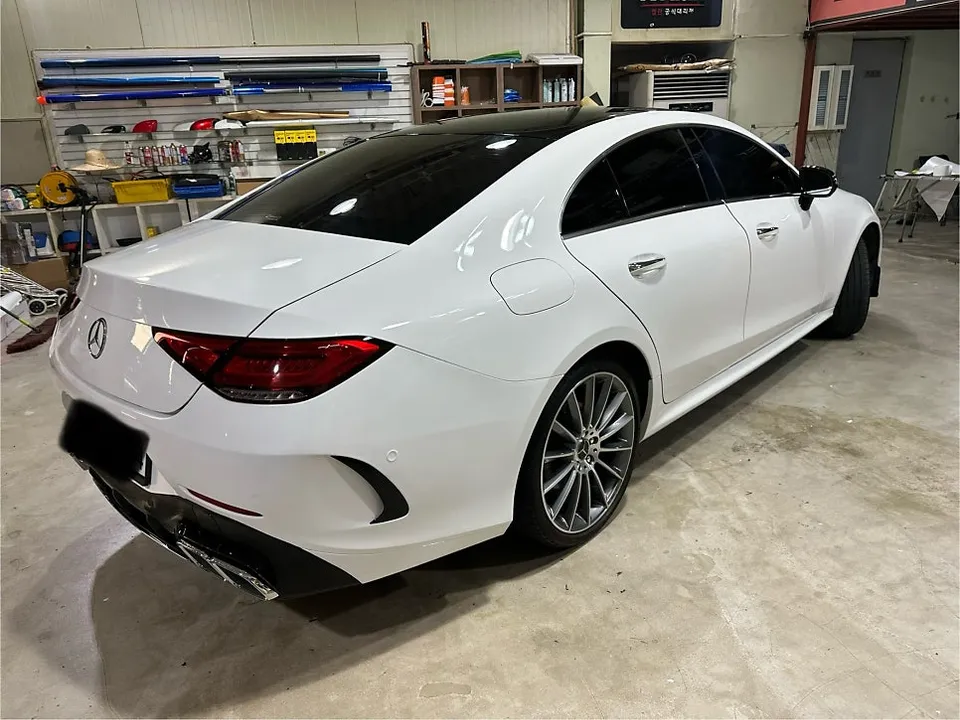 Mercedes-Benz CLSのカーラッピング事例|費用目安・仕上がり 施工写真 3-2