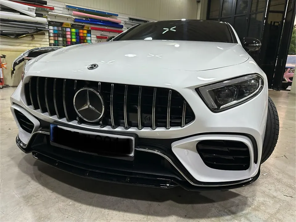 Mercedes-Benz CLSのカーラッピング事例|費用目安・仕上がり 施工写真 2-3