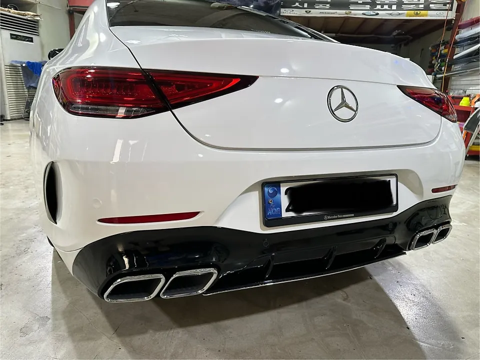 Mercedes-Benz CLSのカーラッピング事例|費用目安・仕上がり 施工写真 3-3