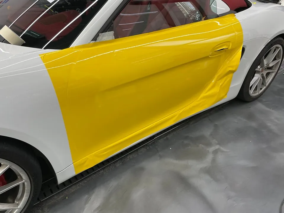 ポルシェ911のカーラッピング事例|費用目安・仕上がり 施工写真 3-1