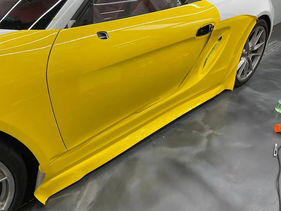 ポルシェ911のカーラッピング事例|費用目安・仕上がり 施工写真 1-3
