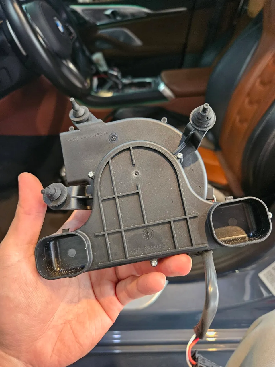 BMW 8 Series seat ventilation - BMW 8 Series Seat Ventilation & Heating Review — Noise Fix photo 3