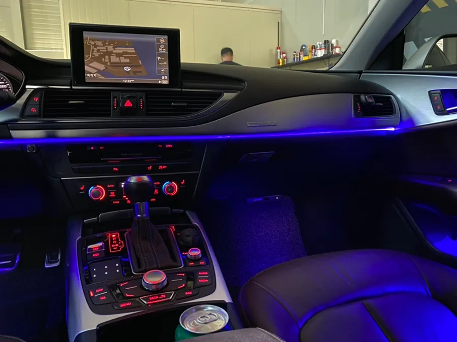 Audi S7 ambient lighting - Audi S7 Ambient Lighting Retrofit: Before & After photo 4