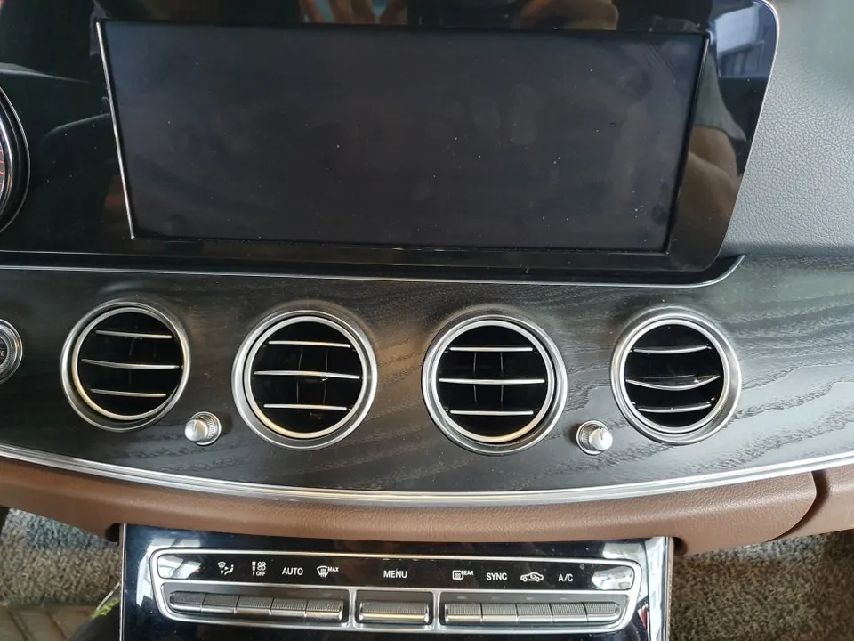 Mercedes-Benz E-Class W213 ambient lighting - Mercedes-Benz E-Class Ambient Lighting Upgrade Review photo 5