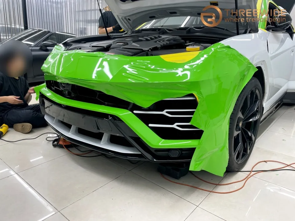 Lamborghini Urusのカーラッピング事例|費用目安・仕上がり 施工写真 3-2