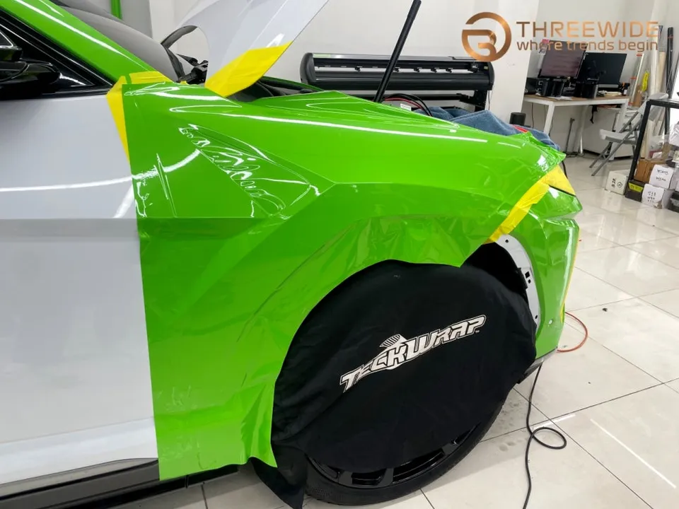 Lamborghini Urusのカーラッピング事例|費用目安・仕上がり 施工写真 3-3