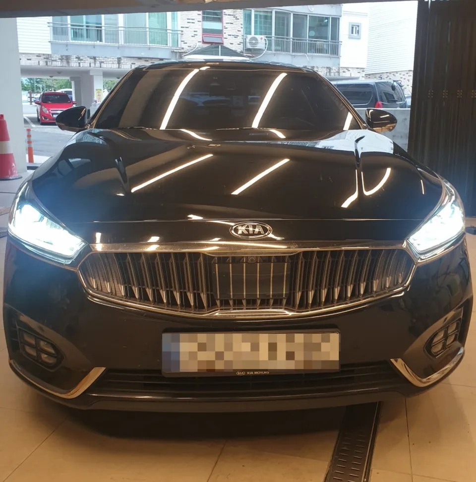 Kia K7 lighting upgrade installation result