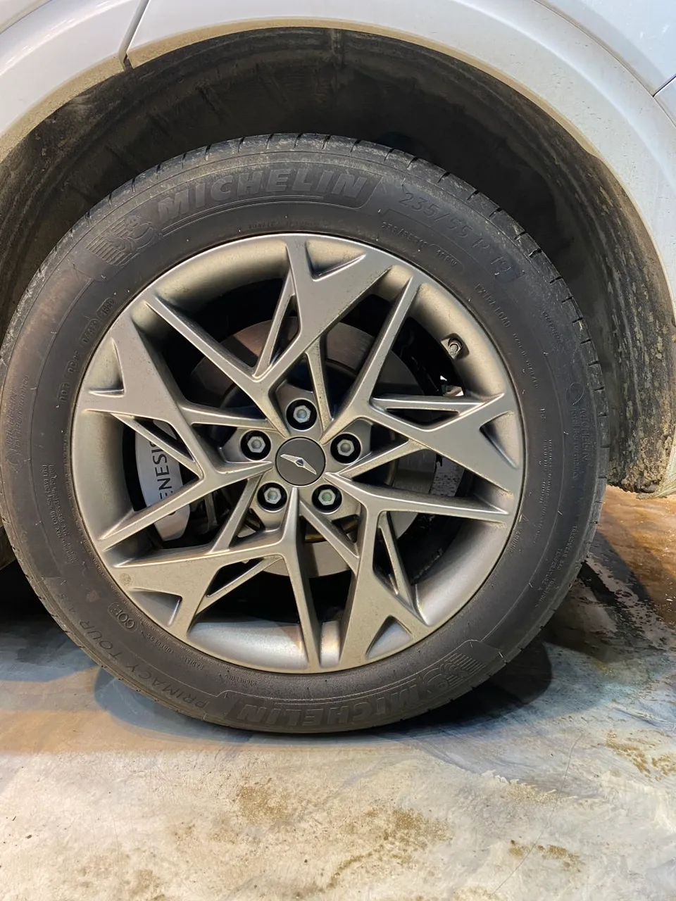 Genesis GV70 PPF施工事例|費用目安と仕上がり 施工写真 2-3