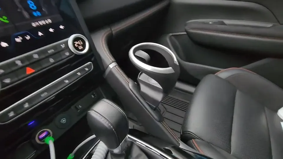 Renault Korea QM6 interior customization - Renault Korea QM6 Interior Customization Review photo 3