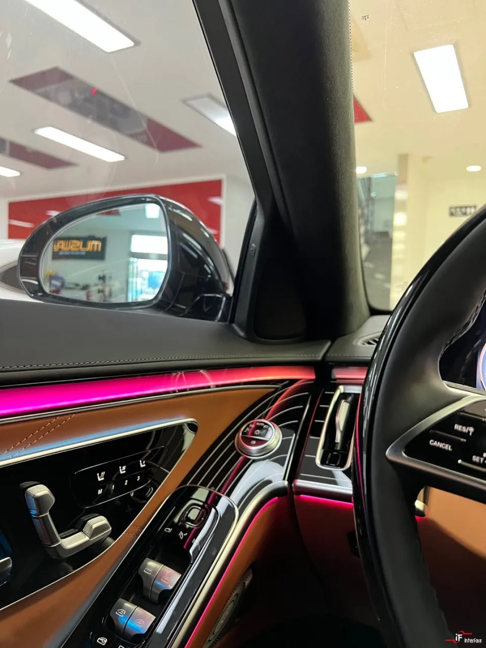 Mercedes-Benz S-Classのカーオーディオ施工事例 施工写真 4-2