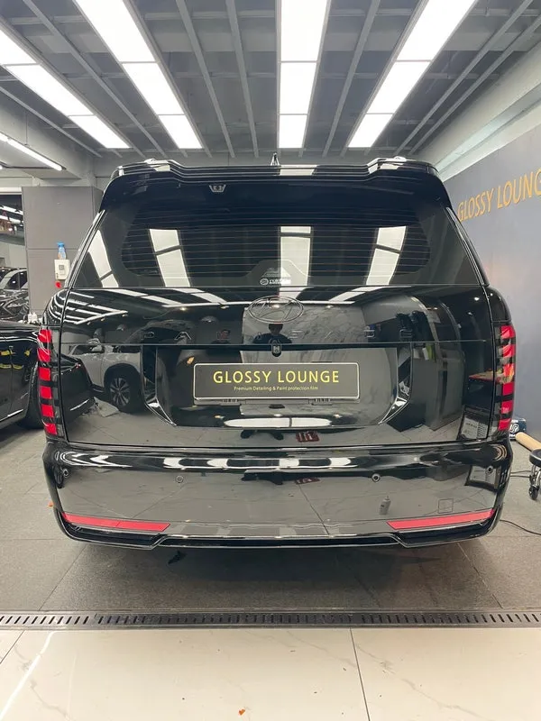 Hyundai Palisade vinyl wrap - Hyundai Palisade All-Black Vinyl Wrap Review photo 3