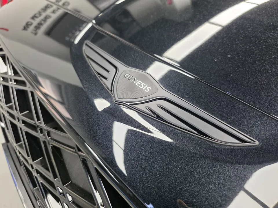 Genesis GV80 Vinyl Wrap Review: Black Grill & Emblem Upgrade After