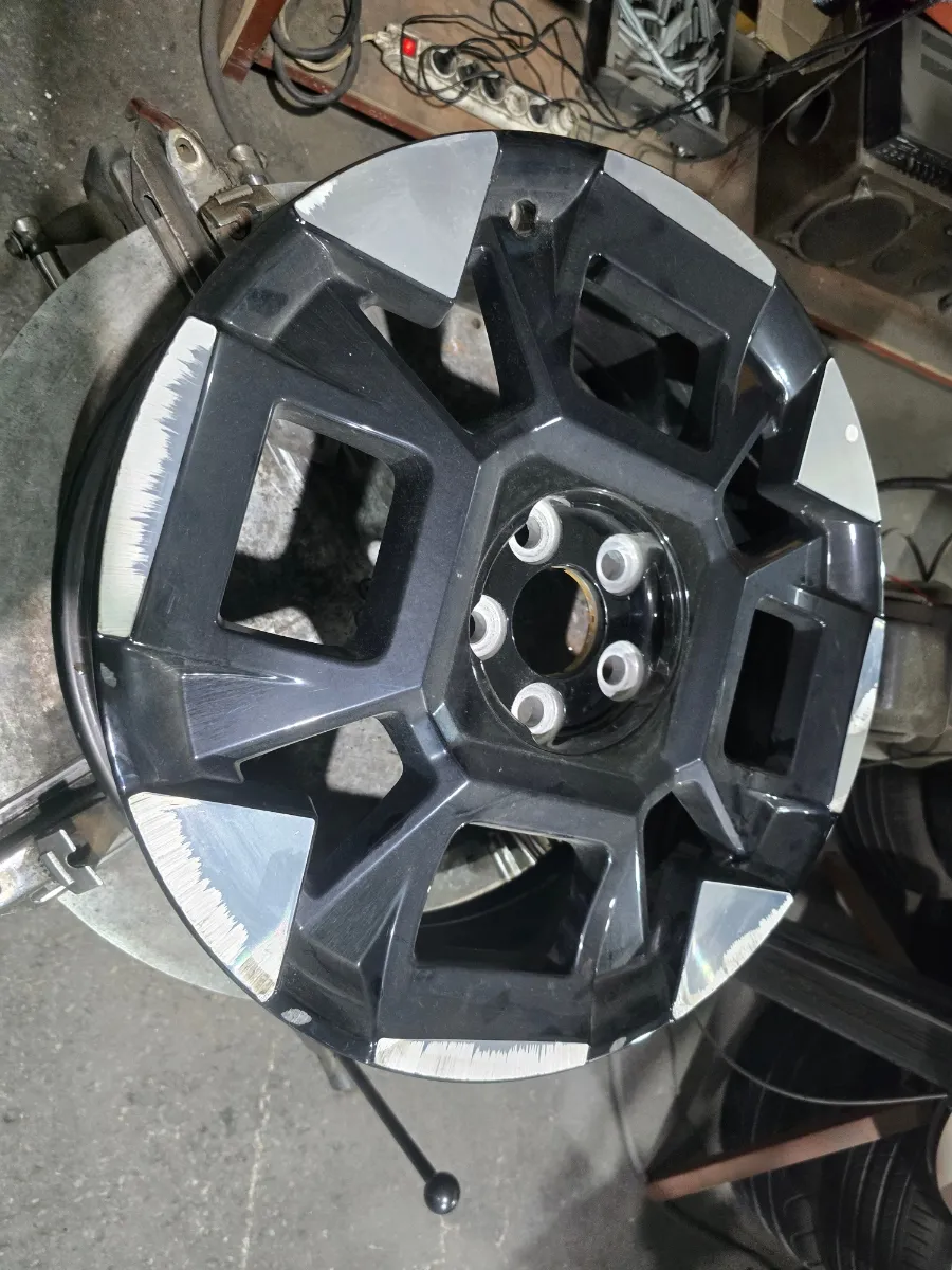 Kia Carnival Wheel Repair & Painting Review — Cost & Results photo 4