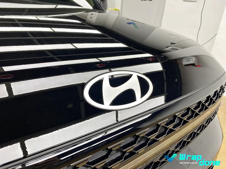 Hyundai Santa Fe MX5のカーラッピング事例 施工写真 4-2