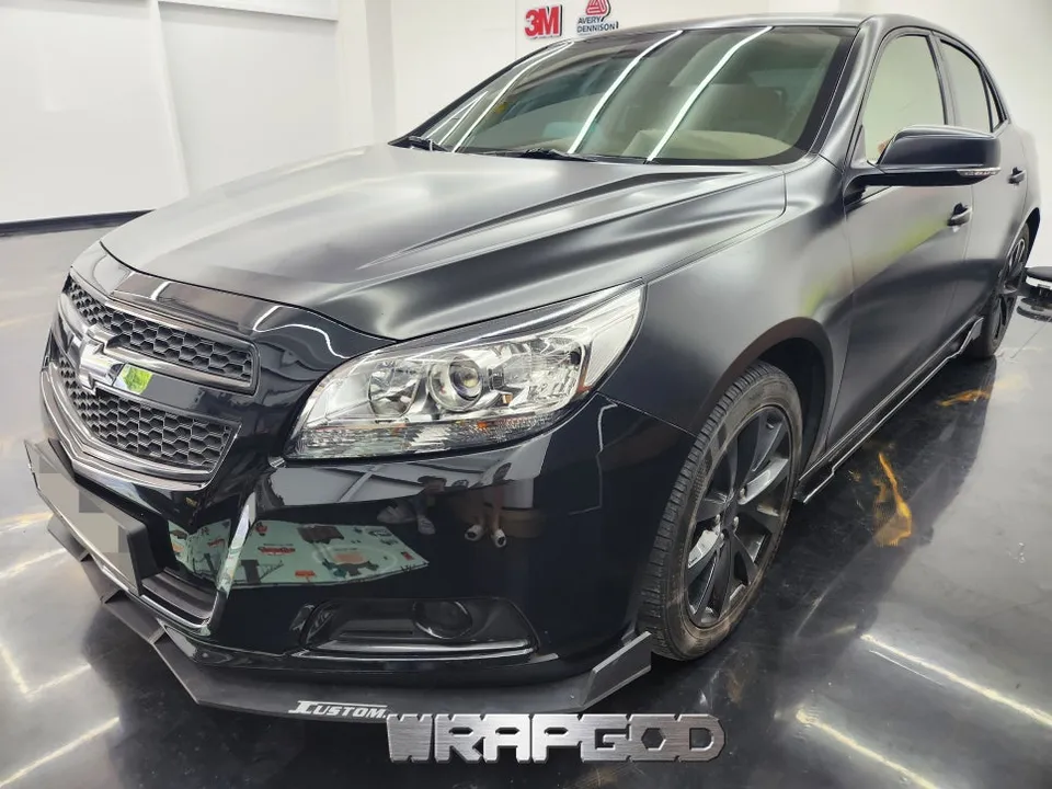 Chevrolet Malibuのカーラッピング事例｜3Mサテンブラック 施工写真 3-1