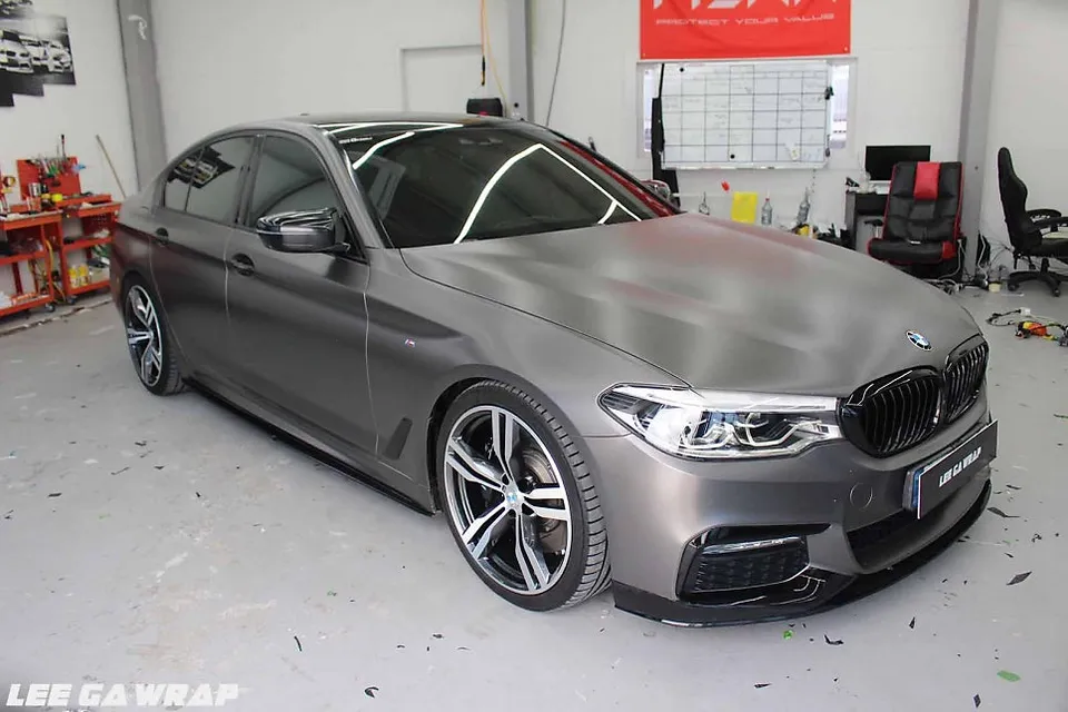 BMW 5 Series vinyl wrap - BMW 5 Series Vinyl Wrap Review: Brooklyn Grey Transformation photo 3
