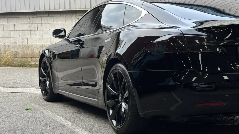 Tesla Model S ppf - Tesla Model S PPF Review: Diamond Black Transformation photo 6