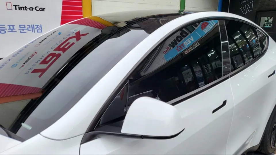 Tesla Model Y PPF施工事例|費用目安・仕上がり 施工写真 2-1