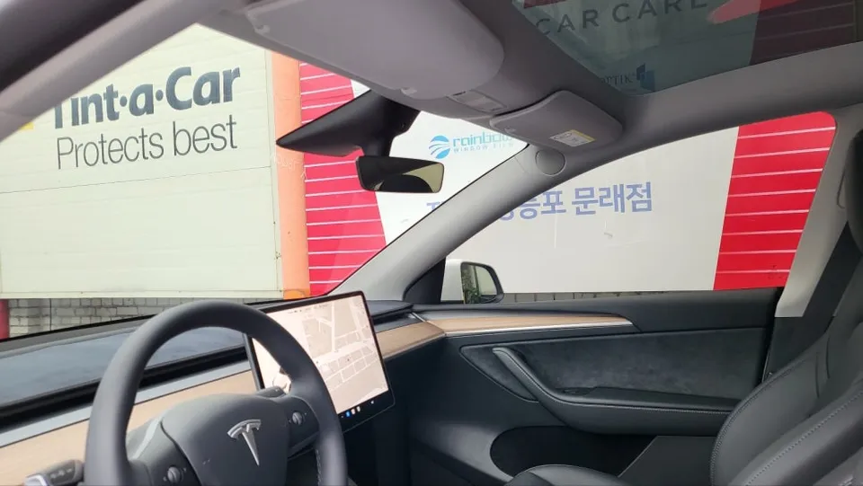 Tesla Model Y PPF施工事例|費用目安・仕上がり 施工写真 1-3