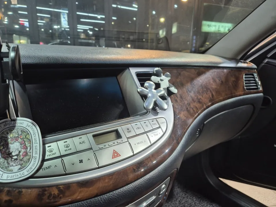 Genesis BH vinyl wrap - Genesis BH Vinyl Wrap Review: Cost & Results photo 3