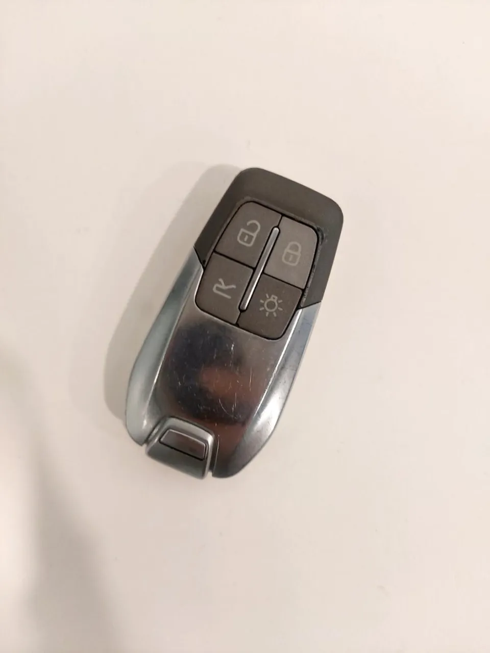 Maserati Ghibli oem options - Maserati Ghibli LCD Key Retrofit Review — Cost & Results photo 4