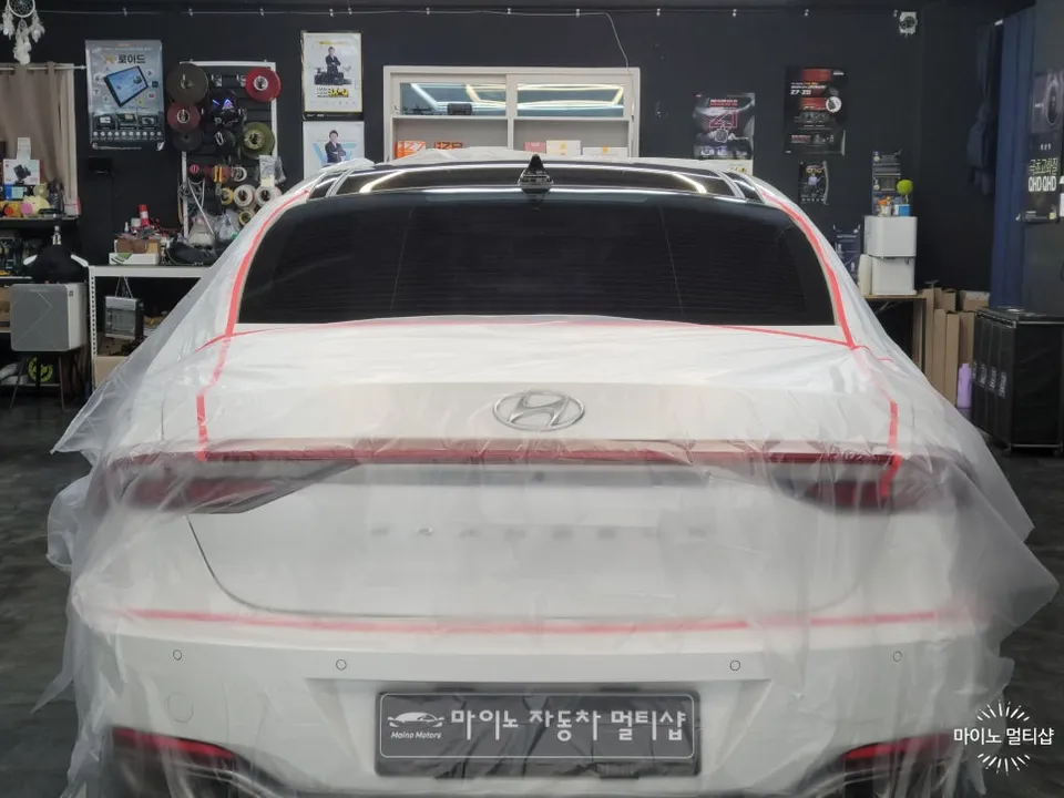 Hyundai Grandeur IGのカーフィルム施工事例|費用目安・仕上がり 施工写真 1-2