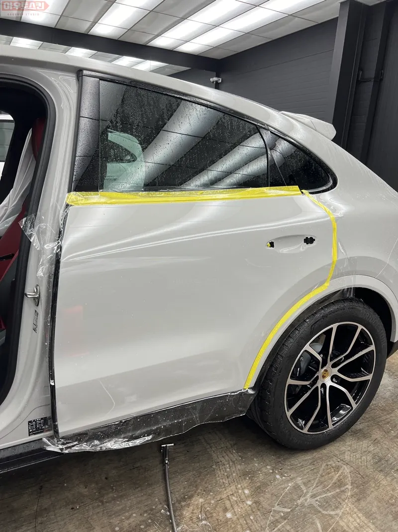 Porsche Cayenne PPF施工事例|費用目安と仕上がり 施工写真 3-3