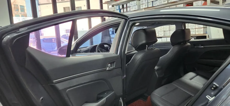 Hyundai Elantra window tinting - Hyundai Elantra Window Tinting Review - SolarGarde Beryl photo 3