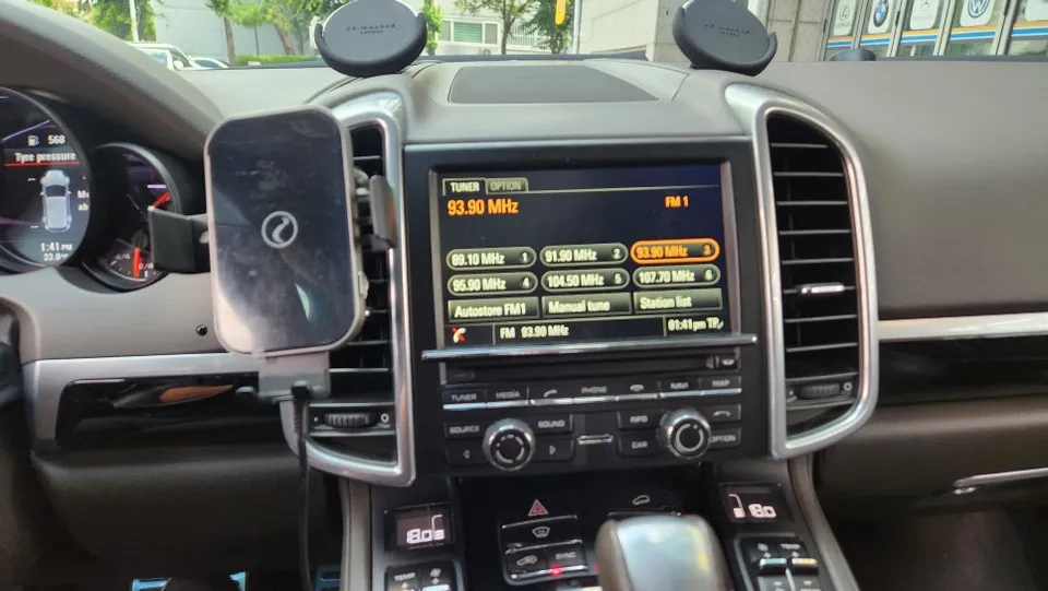 Porsche Cayenne surround view camera installation result