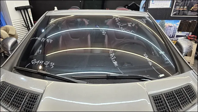 Mercedes-Benz SLK200 body repair - Mercedes-Benz SLK200 Body Repair & Painting Review - Precision Re photo 3