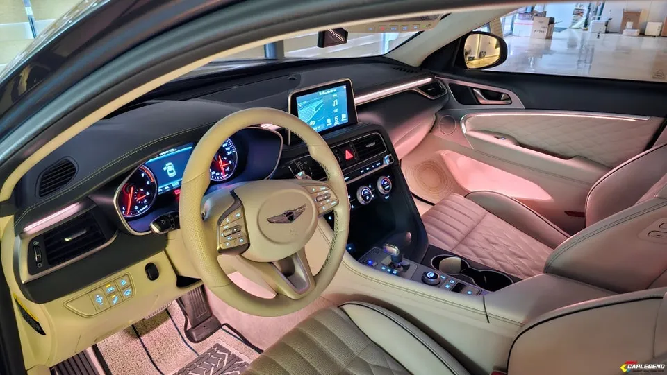 Genesis G70 ambient lighting - Genesis G70 Ambient Lighting Review: Seamless Integration photo 3