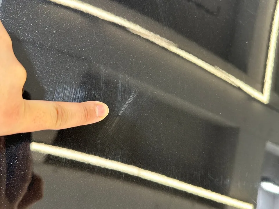 メルセデス・ベンツ Sクラス W223のカーラッピング事例 施工写真 2-2