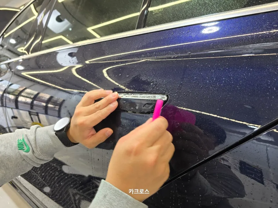 メルセデス・ベンツ Eクラス W214 PPF施工事例｜費用目安・仕上がり 施工写真 1-2
