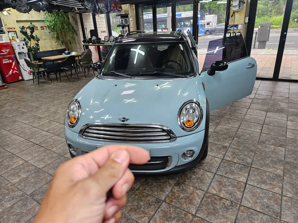 BMW MINI Cooper lighting upgrade installation result
