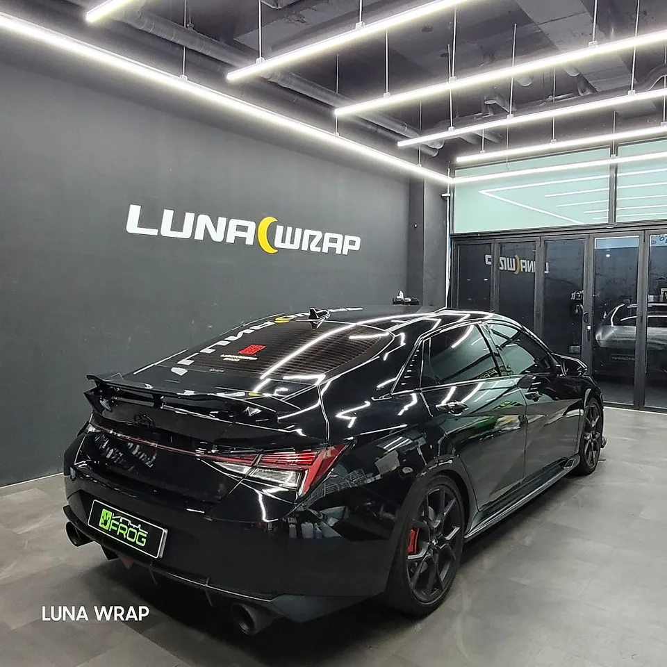 Hyundai Elantra Nのカーラッピング事例｜費用目安・仕上がり 施工写真 2-1