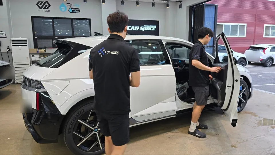 Hyundai IONIQ 5 new car package - Hyundai IONIQ 5 New Car Package Installation Review — Cost photo 5