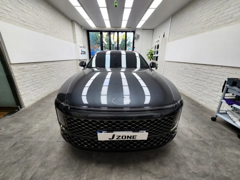 Hyundai Azera interior customization installation result