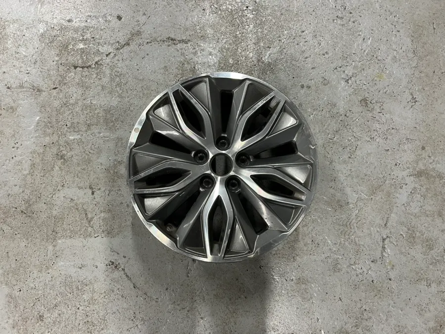 Kia K5 wheel repair - Kia K5 Wheel Repair & Painting Review — Cost & Results photo 4