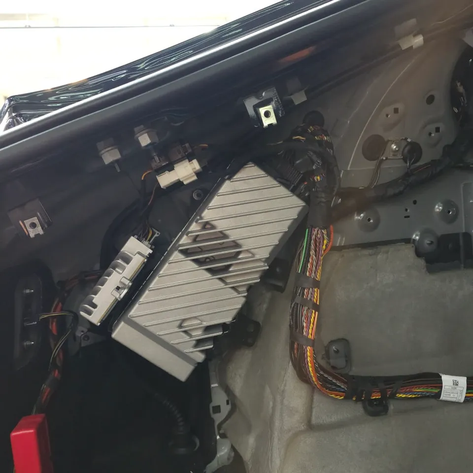 BMW X6 car audio - BMW X6 Car Audio System Upgrade Review — Enhanced Sound photo 6