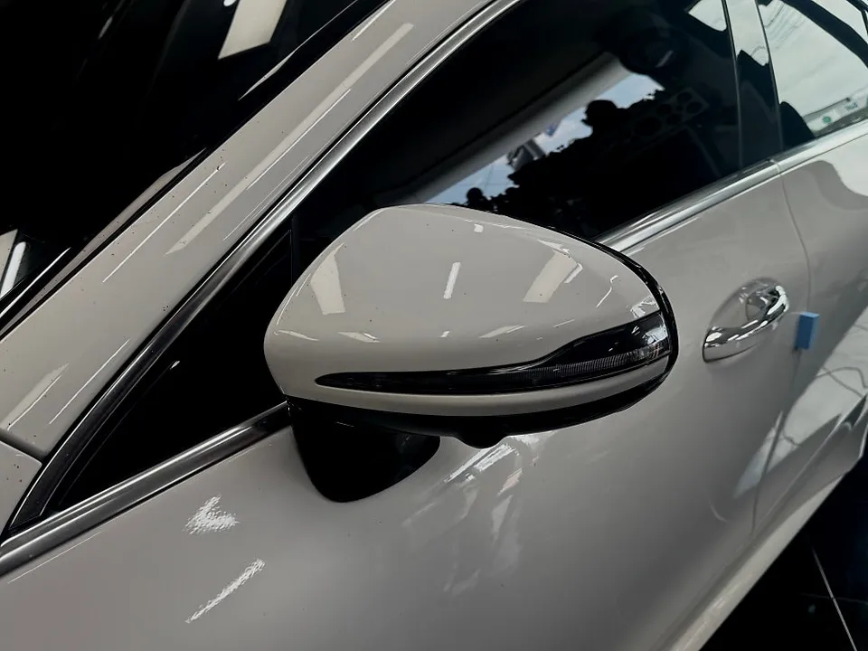 Mercedes-Benz CLSのカーラッピング事例｜費用目安・仕上がり 施工写真 3-2