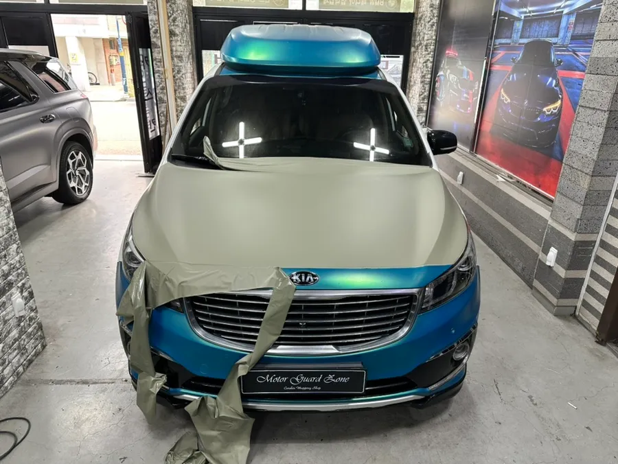 Kia Carnival Hi-Limousine vinyl wrap - Kia Carnival Hi-Limousine Vinyl Wrap Review: Military Khaki Green photo 4