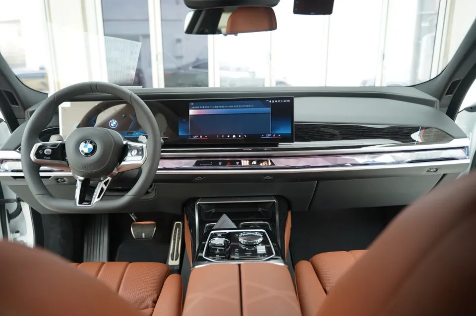 BMW 7 SeriesのPPF施工事例｜韓国での実例紹介 施工写真 2-1