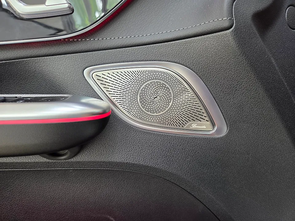 Mercedes-Benz EQE ambient lighting - Mercedes-Benz EQE Ambient Lighting Review — Cost & Results photo 5