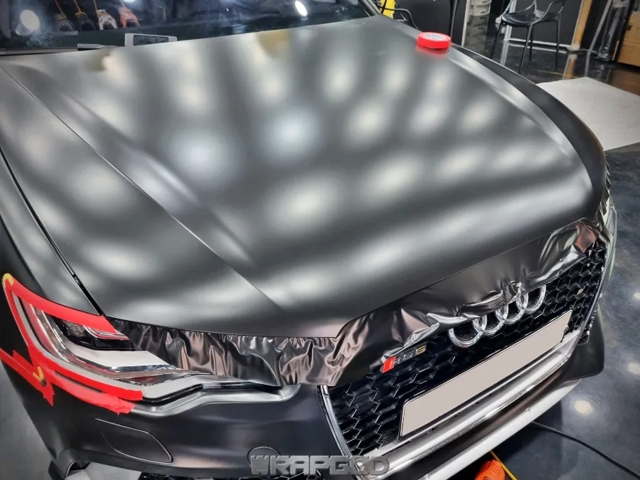 Audi A6 カーラッピング事例|事故復旧と再施工 施工写真 3-2