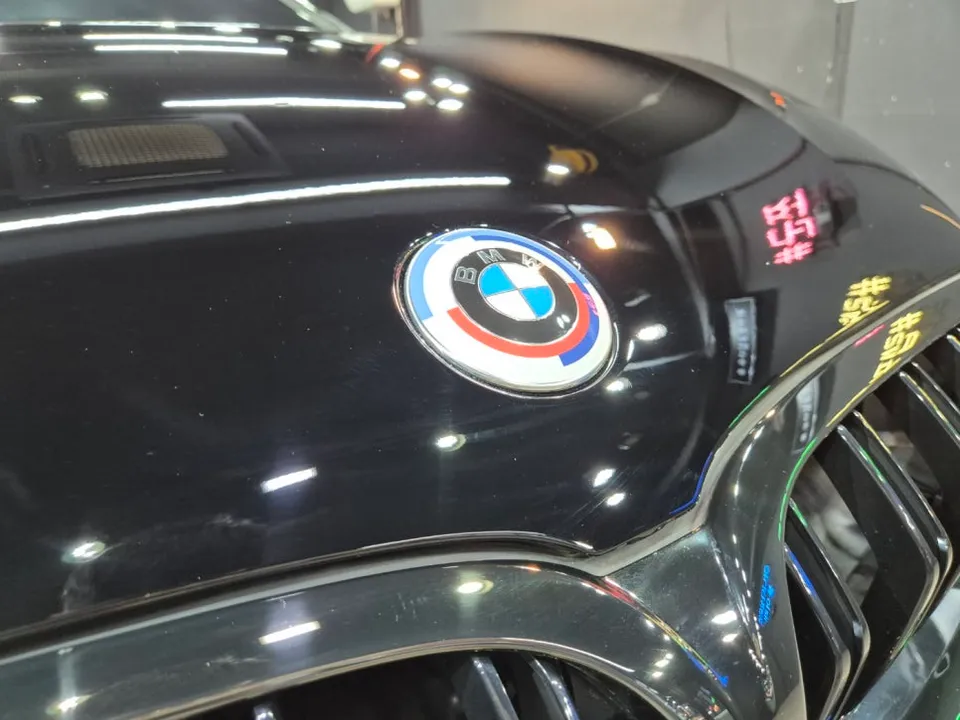 BMW M8 PPF施工事例｜韓国でのブラックフル施工 施工写真 2-2