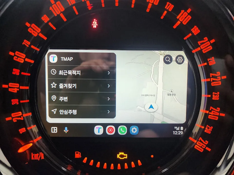 MINI Countryman R60のAndroid Auto・CarPlay取付事例 施工写真 3-1