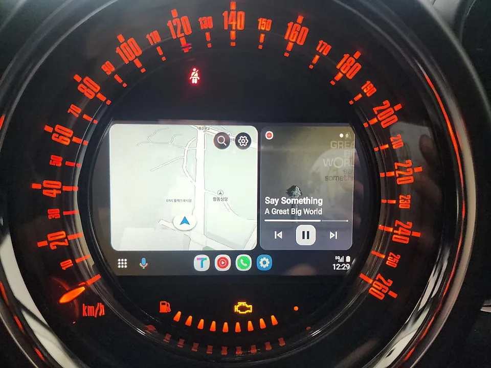 MINI Countryman R60のAndroid Auto・CarPlay取付事例 施工写真 4-1