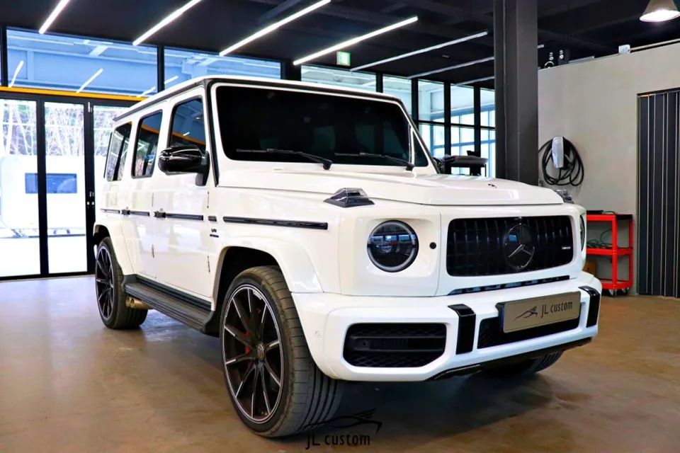 Mercedes-Benz G-Wagon oem options installation result