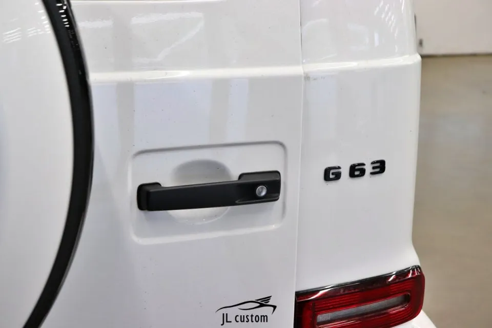 Mercedes-Benz G-Wagon oem options - Mercedes-Benz G-Wagon Keyless Go Retrofit Review photo 4
